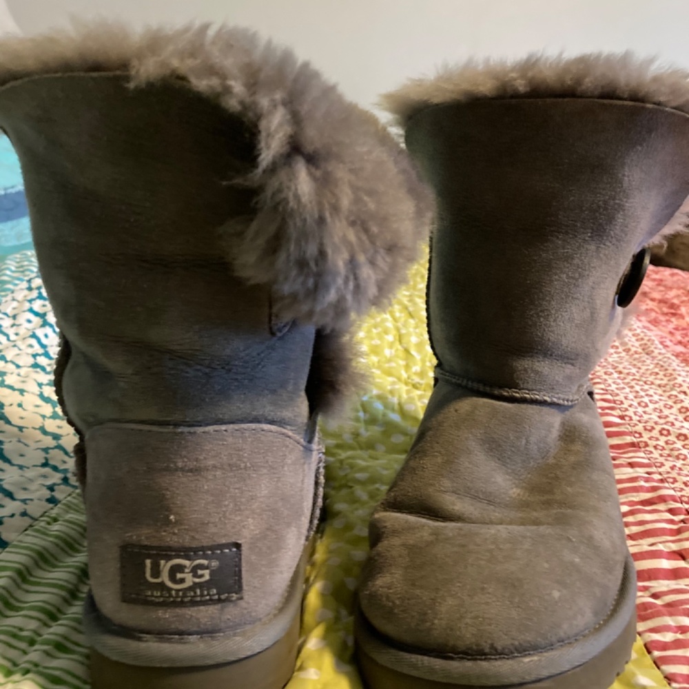 Ugg Bailey Button Boot Grey/Gray 8 - image 2